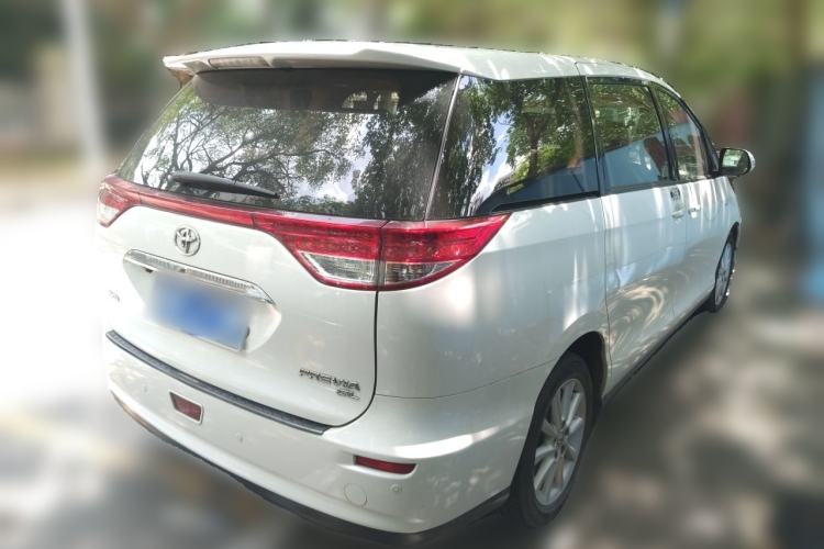 Used Toyota Previa  Rear Right 45 Deg