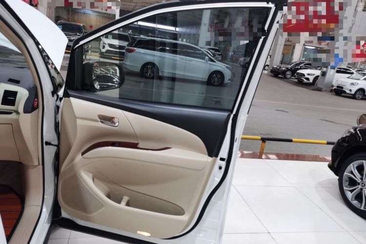 Used Toyota Previa 2012 2.4L 7-Seater Standard Edition Right Front Door Interior