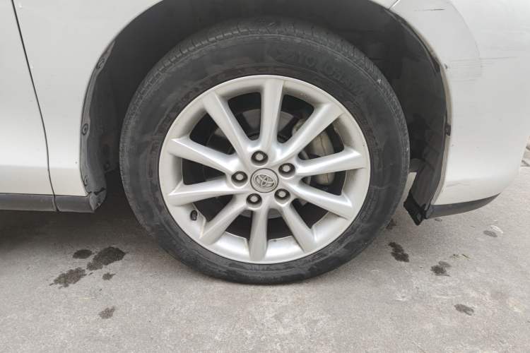 Used Toyota Previa 2012 3.5L 7-Seater Luxury Version Right Front Wheel Hub