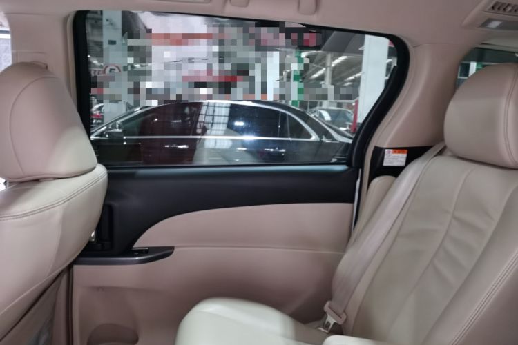 Used Toyota Previa 2012 2.4L 7-Seater Standard Edition Right Rear Door Interior