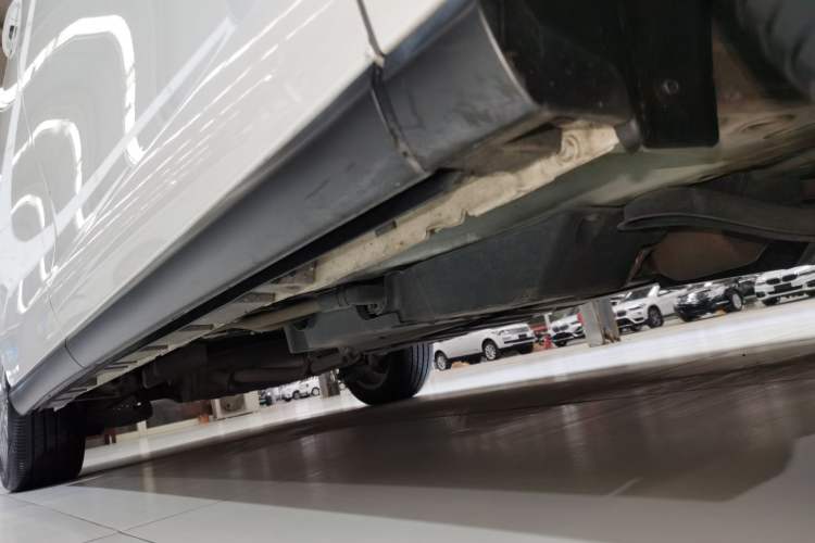 Used Toyota Previa 2012 2.4L 7-Seater Standard Edition Right Side Sill