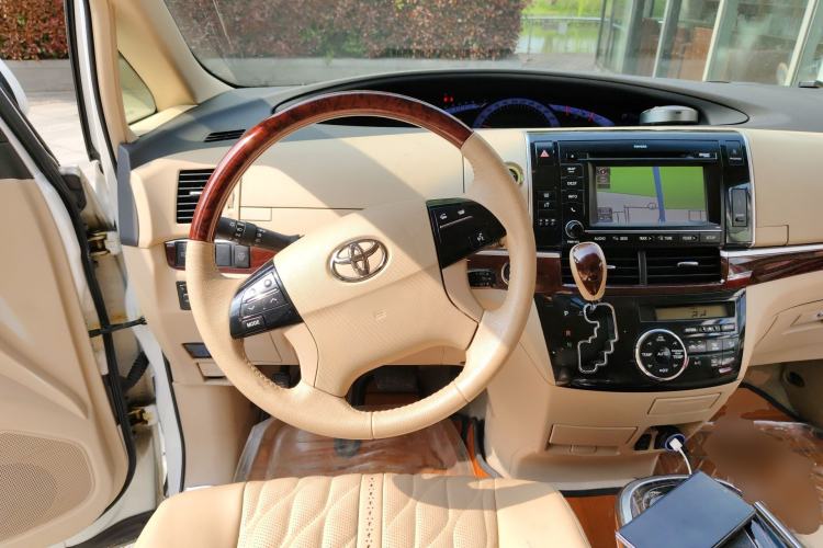 Used Toyota Previa 2012 3.5L 7-Seater Luxury Version Steering Wheel