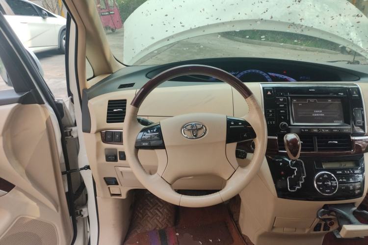 Used Toyota Previa 2012 2.4L 7-Seater Luxury Edition Steering Wheel