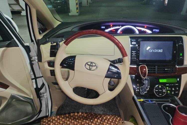 Used Toyota Previa 2012 2.4L 7-Seater Standard Edition Steering Wheel