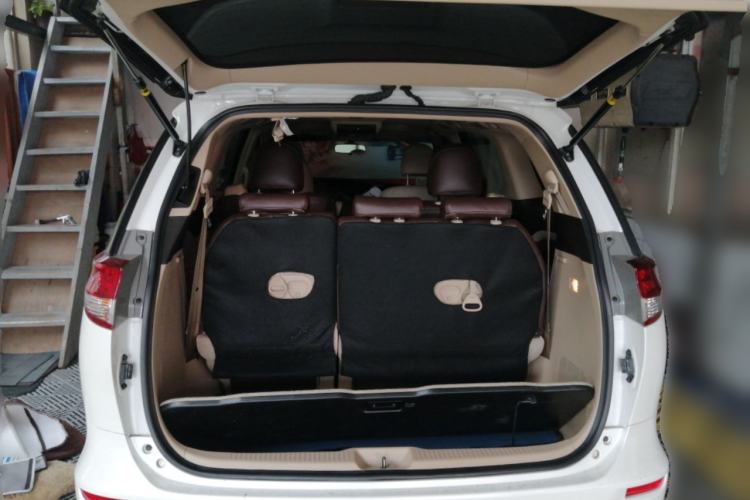 Used Toyota Previa 2012 2.4L 7-Seater Luxury Edition Trunk