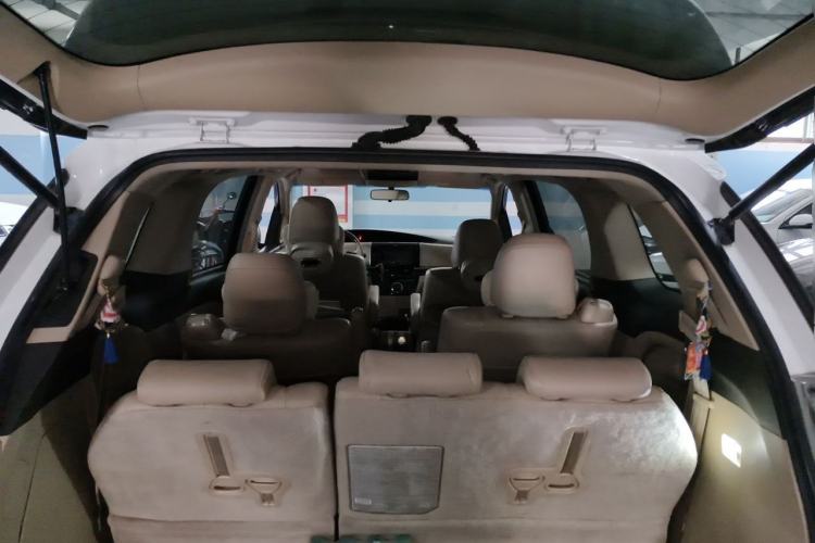 Used Toyota Previa 2012 2.4L 7-Seater Luxury Edition Trunk