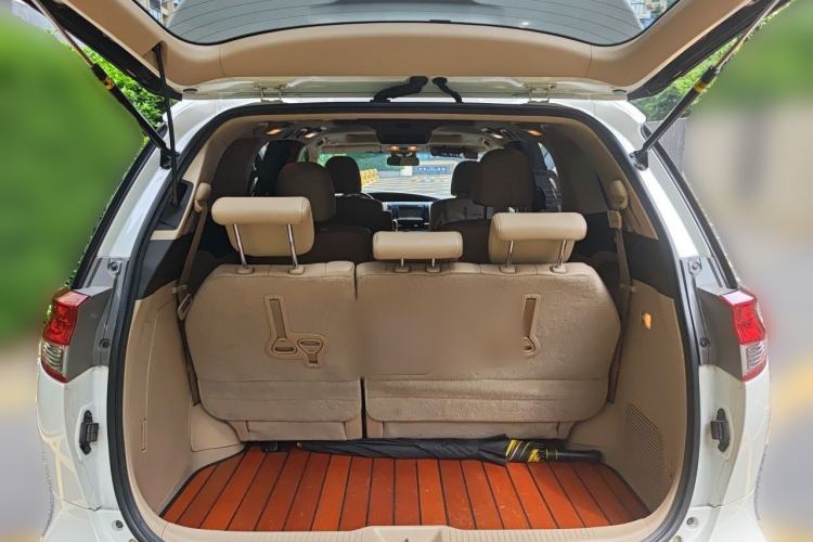 Used Toyota Previa 2012 2.4L 7-Seater Luxury Edition Trunk
