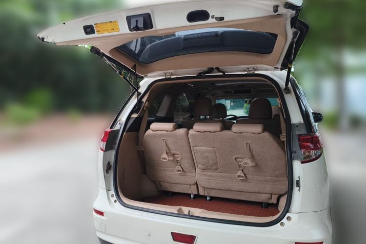Used Toyota Previa 2012 2.4L 7-Seater Luxury Edition Trunk