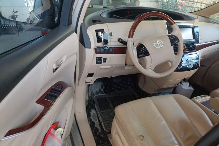 Used Toyota Previa 2012 2.4L 7-Seater Luxury Edition Driver Seat