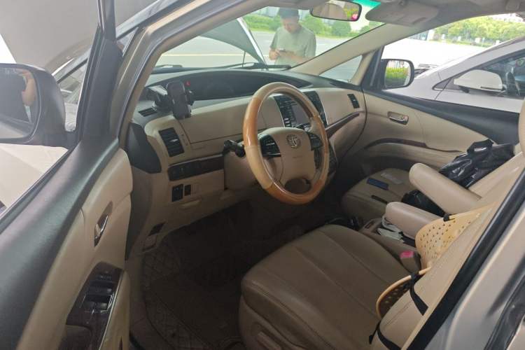 Used Toyota Previa 2012 2.4L 7-Seater Luxury Edition Driver Seat