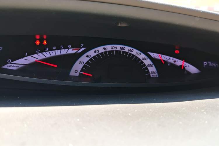 Used Toyota Previa 2012 2.4L 7-Seater Luxury Edition Instrument Cluster