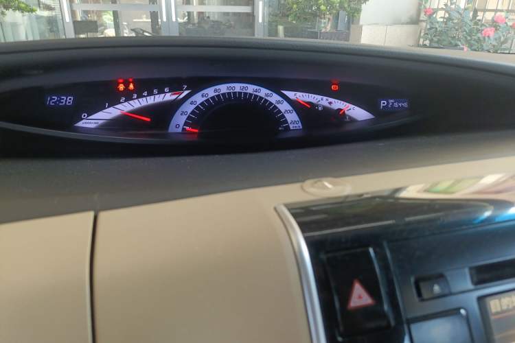 Used Toyota Previa 2012 2.4L 7-Seater Luxury Edition Instrument Cluster