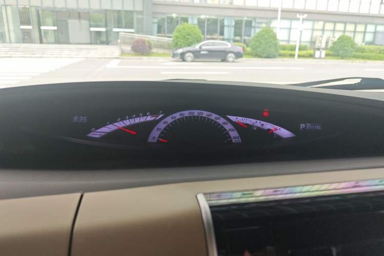 Used Toyota Previa 2012 2.4L 7-Seater Luxury Edition Instrument Cluster