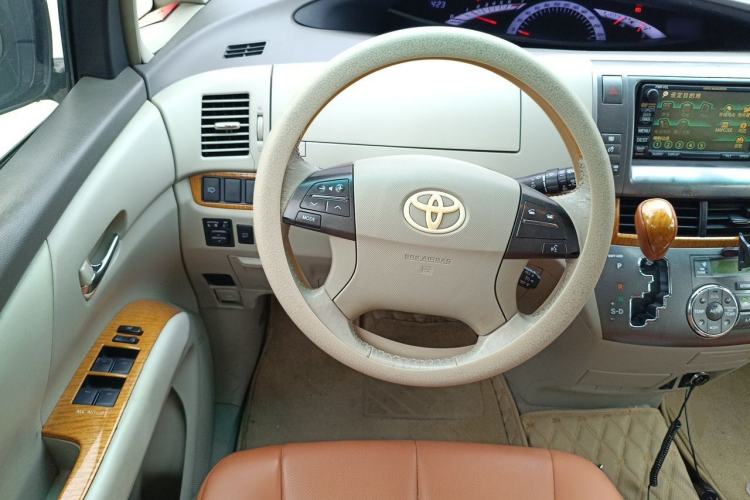 Used Toyota Previa 2012 2.4L 7-Seater Luxury Edition Steering Wheel