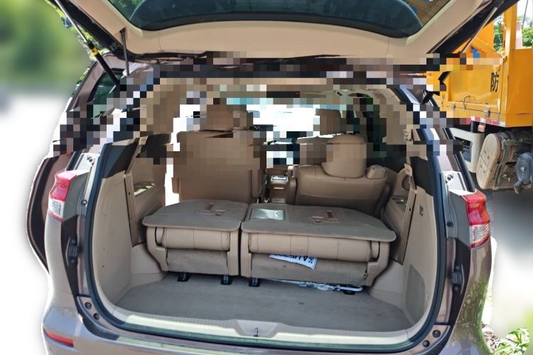 Used Toyota Previa 2012 2.4L 7-Seater Luxury Edition Trunk