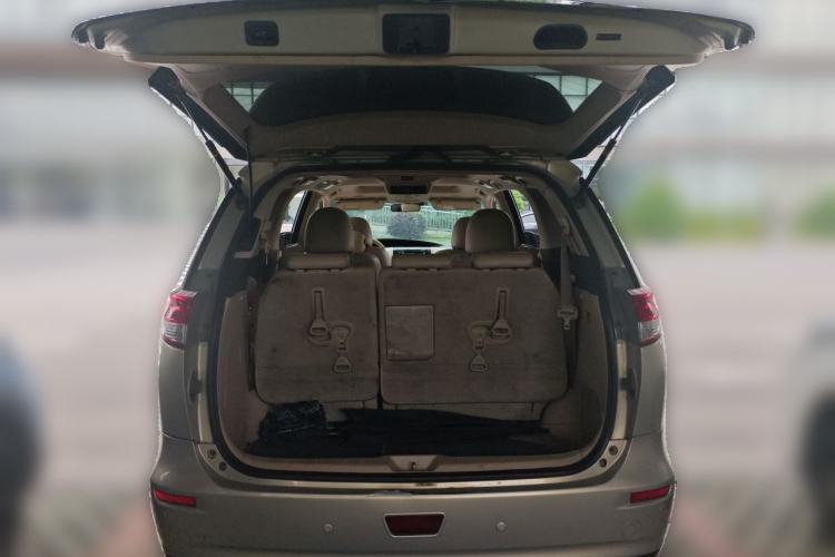 Used Toyota Previa 2012 2.4L 7-Seater Luxury Edition Trunk