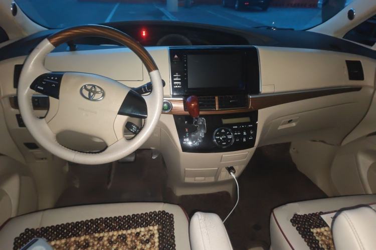 Used Toyota Previa  Center Console