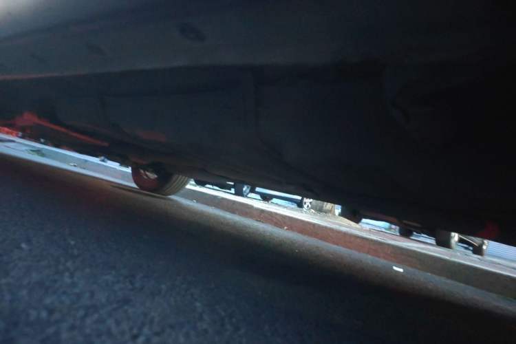 Used Toyota Previa  Chassis Rear Left