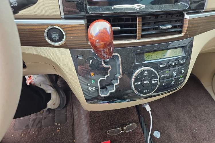 Used Toyota Previa  Gear Lever