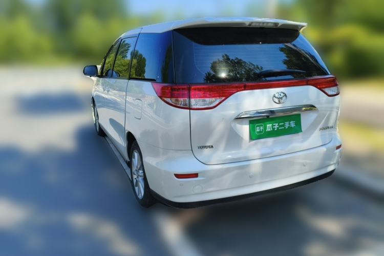 Used Toyota Previa  Rear Left 45 Deg