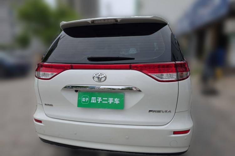 Used Toyota Previa  Rear