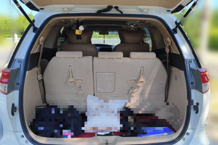 Used Toyota Previa  Trunk