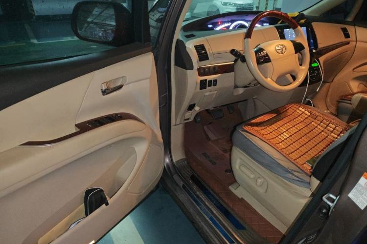 Used Toyota Previa  Driver Seat
