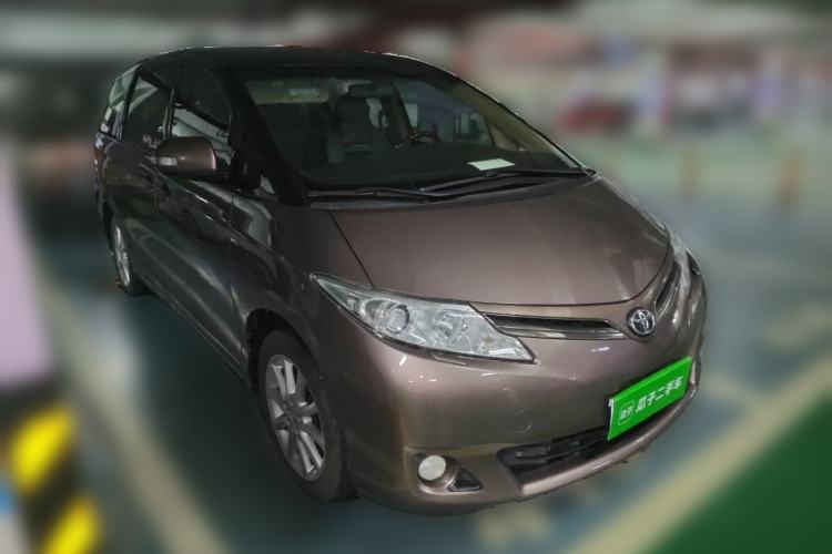 Used Toyota Previa  Front Right 45 Deg
