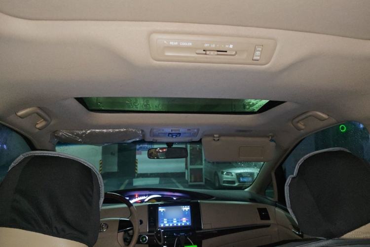 Used Toyota Previa  Headliner