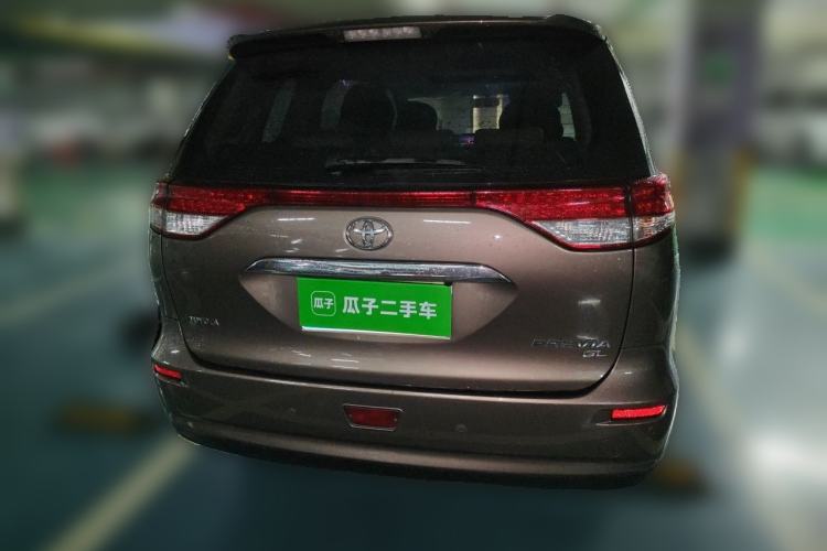 Used Toyota Previa  Rear