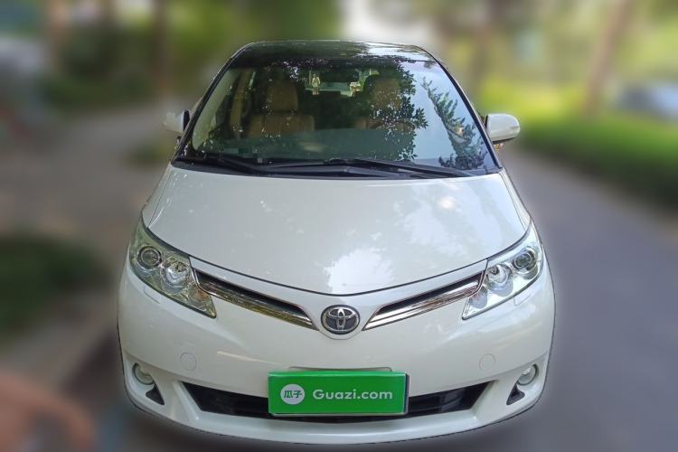 Used Toyota Previa  Front