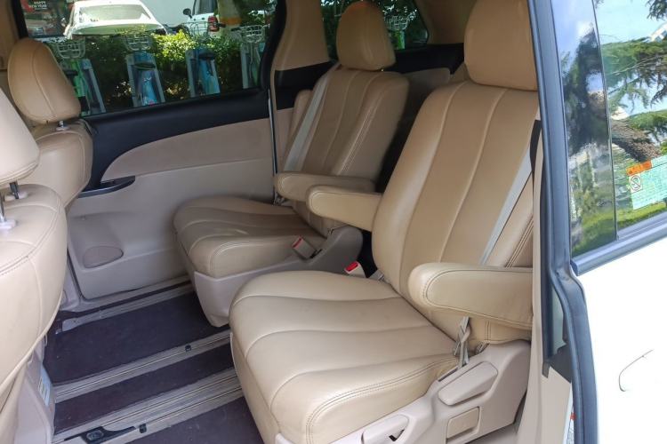 Used Toyota Previa  Left Rear Seat