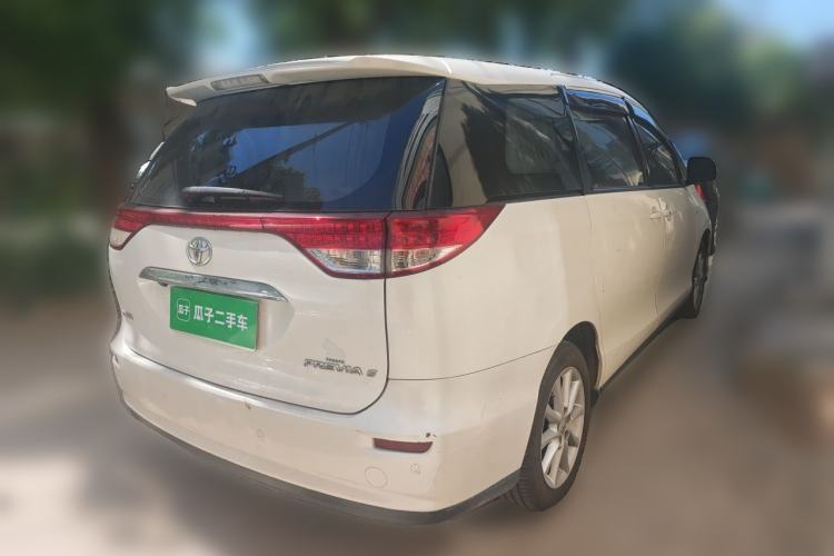 Used Toyota Previa  Rear Right 45 Deg