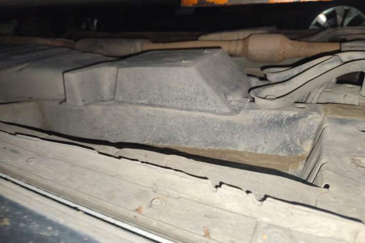 Used Toyota Previa  Chassis Front Left