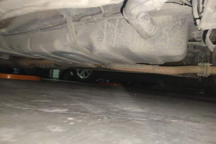 Used Toyota Previa  Chassis Rear Left