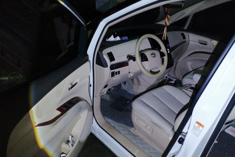 Used Toyota Previa  Driver Seat