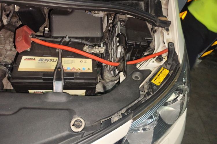 Used Toyota Previa  Engine Bay Left