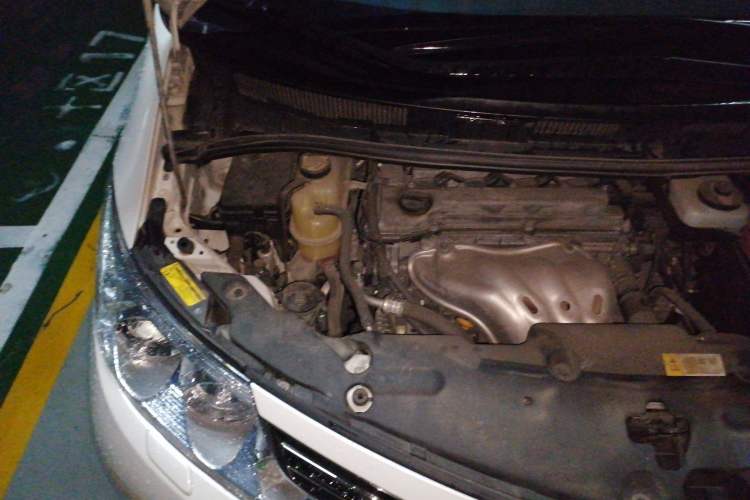 Used Toyota Previa  Engine Bay Right