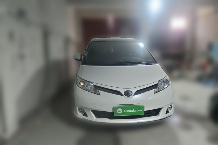 Used Toyota Previa  Front