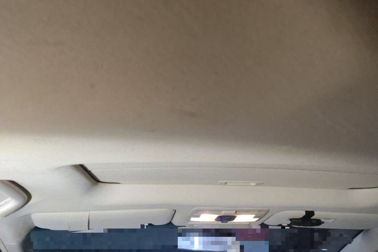 Used Toyota Previa  Headliner