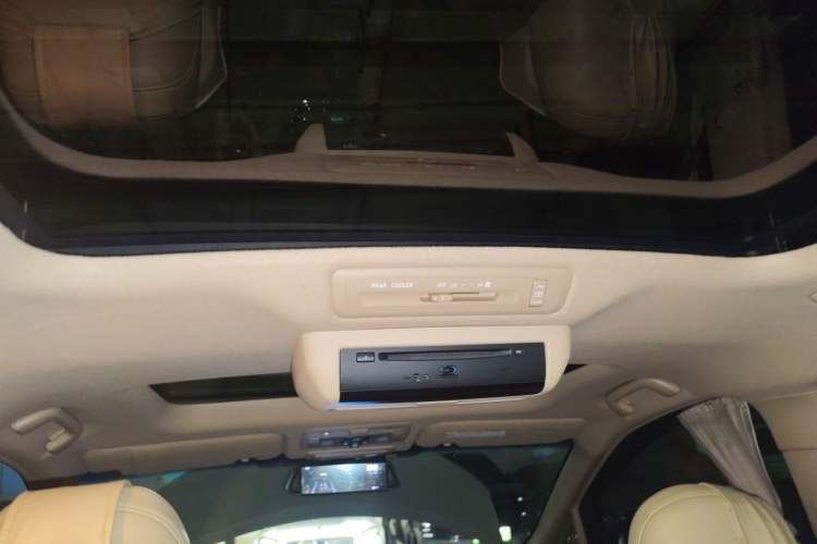 Used Toyota Previa  Headliner