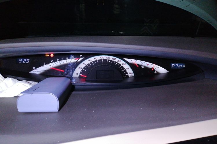 Used Toyota Previa  Instrument Cluster