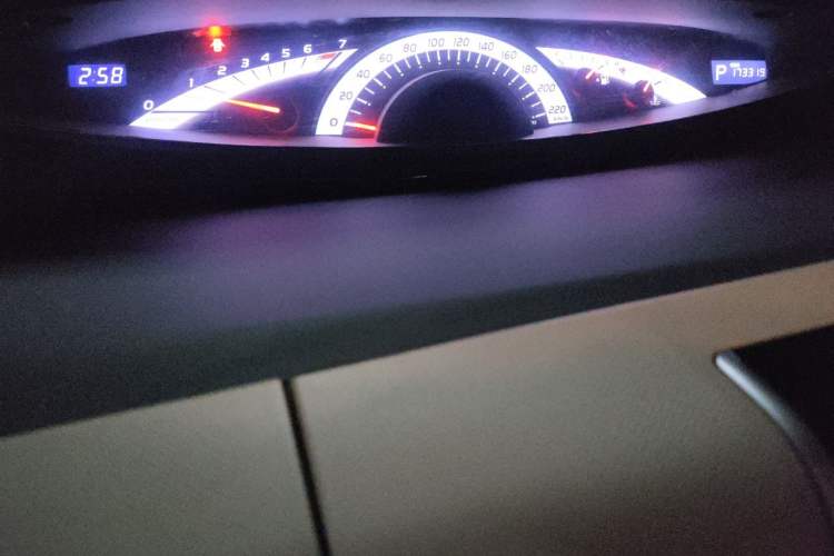 Used Toyota Previa  Instrument Cluster