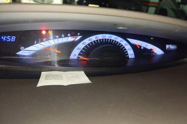 Used Toyota Previa  Instrument Cluster