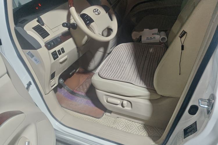 Used Toyota Previa  Left Front Seat