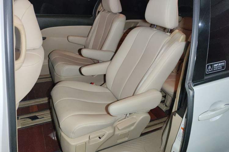 Used Toyota Previa  Left Rear Seat