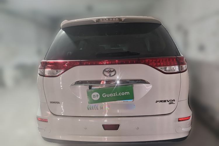Used Toyota Previa  Rear