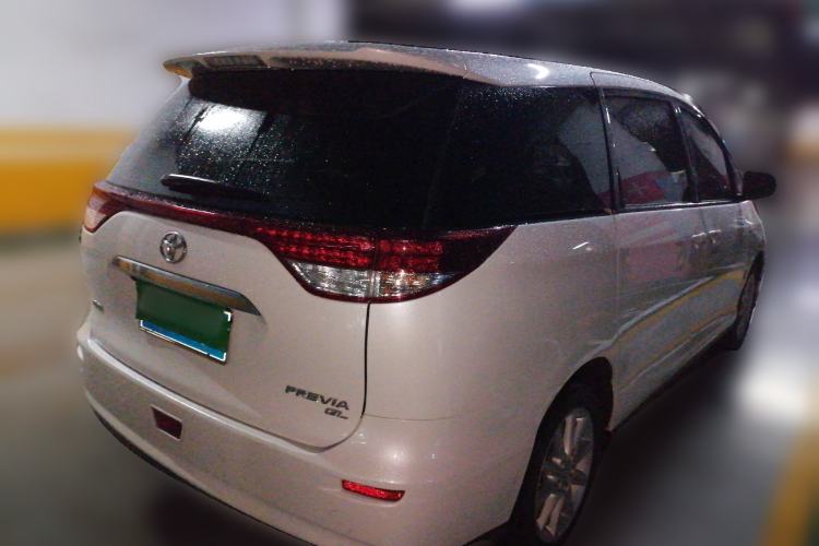 Used Toyota Previa  Rear Right 45 Deg