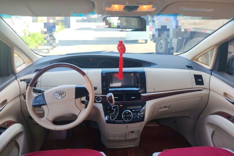 Used Toyota Previa  Center Console