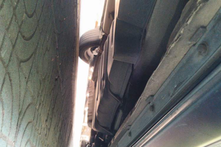 Used Toyota Previa  Chassis Front Left
